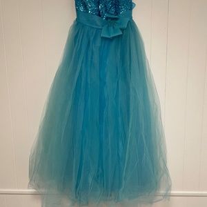 Blue quinceañera dress